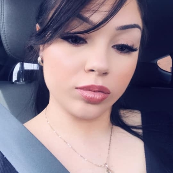 Meet your Posher, Kayla - Picture 1 of 1